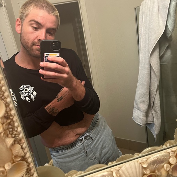 Meet your Posher, Rj - Picture 1 of 1